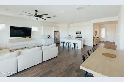 9348 W Sells Drive, Phoenix, AZ 85037 - Photo 36