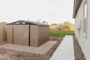 9348 W Sells Dr, Phoenix, AZ 85037 - Photo 16