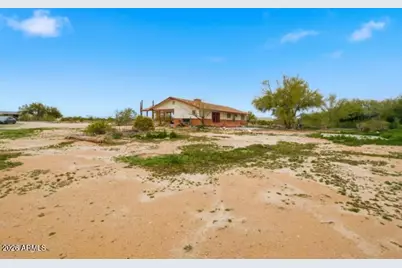 19402 W Lynx Road, Buckeye, AZ 85326 - Photo 2