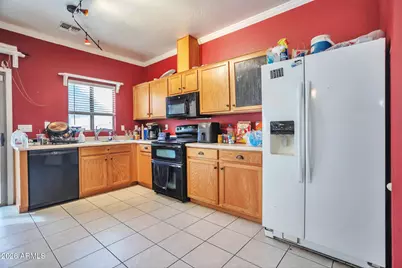 7051 W Lincoln Street, Peoria, AZ 85345 - Photo 4