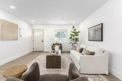 3802 E Mercer Lane, Phoenix, AZ 85028 - Photo 6