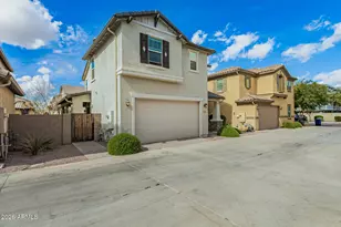 197 E Roadrunner Dr, Chandler, AZ 85286 - Photo 2