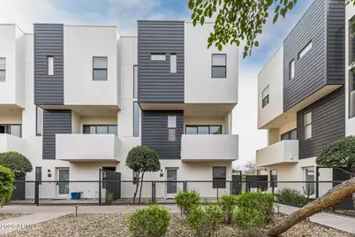 325 E Coronado Road #13, Phoenix, AZ 85004 - Photo 2