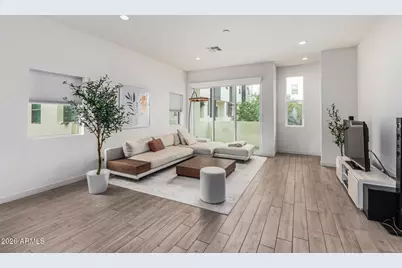 325 E Coronado Road #13, Phoenix, AZ 85004 - Photo 4