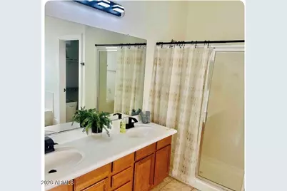 13724 W San Miguel Avenue, Litchfield Park, AZ 85340 - Photo 8