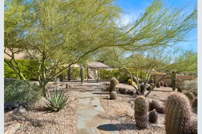 35035 N Whileaway Road, Carefree, AZ 85377 - Photo 10