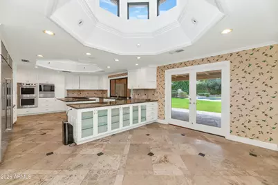 6301 E Huntress Drive, Paradise Valley, AZ 85253 - Photo 12