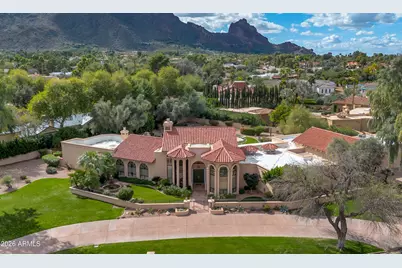 6301 E Huntress Drive, Paradise Valley, AZ 85253 - Photo 2