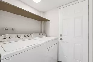 2501 E Dahlia Dr, Phoenix, AZ 85032 - Photo 28