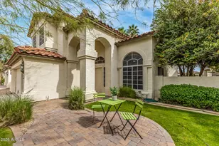 9623 S 51st St, Phoenix, AZ 85044 - Photo 2