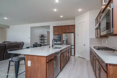 7250 N 80th Lane, Glendale, AZ 85303 - Photo 8