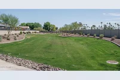 7250 N 80th Lane, Glendale, AZ 85303 - Photo 40