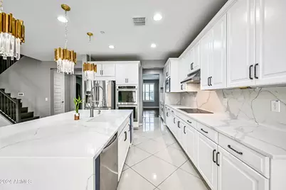 22434 N 94th Lane, Peoria, AZ 85383 - Photo 12