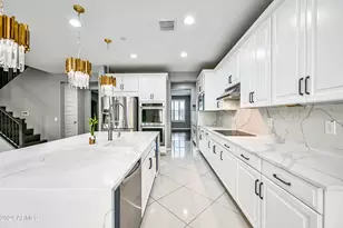 22434 N 94th Ln, Peoria, AZ 85383 - Photo 12