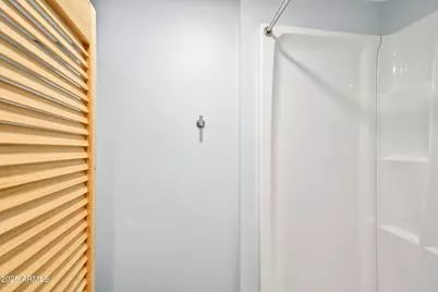 3025 N 32nd Street #39, Phoenix, AZ 85018 - Photo 10