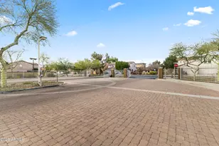 8765 W Surrey Ave, Peoria, AZ 85381 - Photo 6
