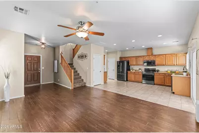 8765 W Surrey Avenue, Peoria, AZ 85381 - Photo 12