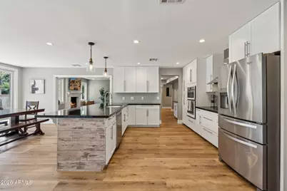 5339 E Osborn Road, Phoenix, AZ 85018 - Photo 10