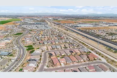 16769 W Cortez Street, Surprise, AZ 85388 - Photo 68