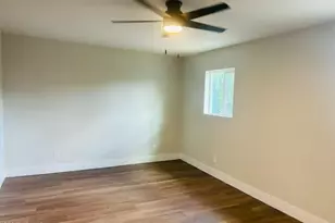 15845 North 23rd Pl, Phoenix, AZ 85022 - Photo 12