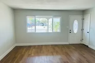 15845 North 23rd Pl, Phoenix, AZ 85022 - Photo 2