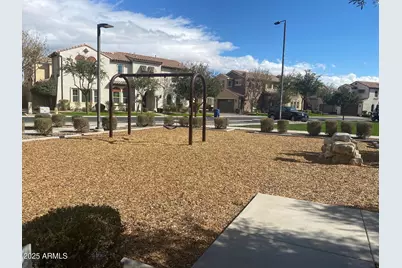 1945 W Yellowstone, Chandler, AZ 85248 - Photo 30