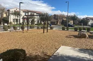 1945 W Yellowstone, Chandler, AZ 85248 - Photo 30