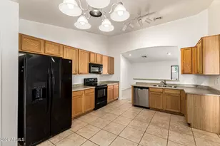 43343 W Chisholm Dr, Maricopa, AZ 85138 - Photo 10