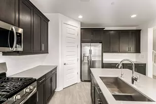 12486 W Cassia Trail, Peoria, AZ 85383 - Photo 14