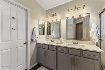 10340 E Caribbean Lane, Scottsdale, AZ 85255 - Photo 18