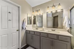 10340 E Caribbean Ln, Scottsdale, AZ 85255 - Photo 18