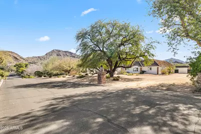 5101 E Crestview Drive #9, Paradise Valley, AZ 85253 - Photo 2