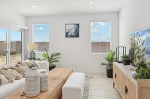 636 W Freedom St, Florence, AZ 85132 - Photo 8