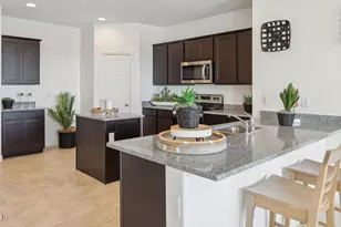 636 W Freedom St, Florence, AZ 85132 - Photo 2