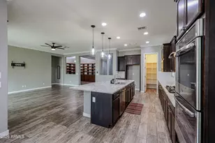 22452 N 96th Dr, Peoria, AZ 85383 - Photo 8