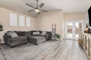 4051 W Desert Hollow Dr, Phoenix, AZ 85083 - Photo 8