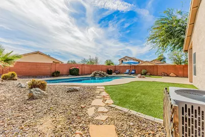 4051 W Desert Hollow Drive, Phoenix, AZ 85083 - Photo 32