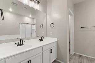 242 W Pacific Dr, Casa Grande, AZ 85122 - Photo 18