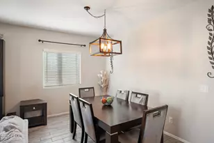 242 W Pacific Dr, Casa Grande, AZ 85122 - Photo 10