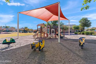 242 W Pacific Drive, Casa Grande, AZ 85122 - Photo 34