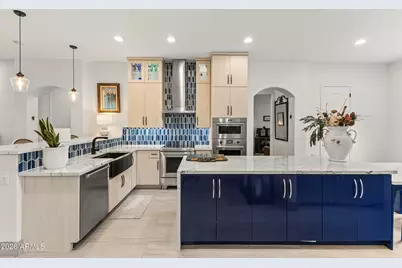 125 E Desert Hills Drive, Phoenix, AZ 85086 - Photo 16