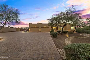125 E Desert Hills Dr, Phoenix, AZ 85086 - Photo 2