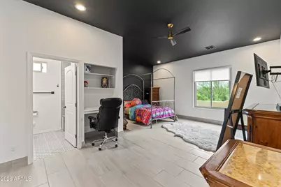 125 E Desert Hills Drive, Phoenix, AZ 85086 - Photo 34