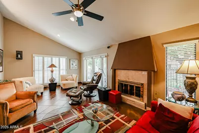 7720 N Pinesview Drive, Scottsdale, AZ 85258 - Photo 6
