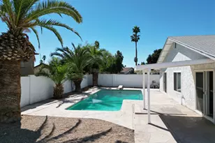 639 W Grove Cir, Mesa, AZ 85210 - Photo 16