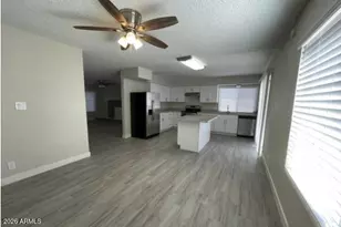 639 W Grove Cir, Mesa, AZ 85210 - Photo 8