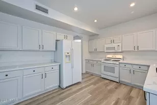 26435 North 42nd Pl, Phoenix, AZ 85050 - Photo 48