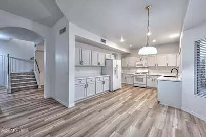 26435 N 42nd Place, Phoenix, AZ 85050 - Photo 14