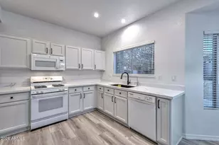 26435 North 42nd Pl, Phoenix, AZ 85050 - Photo 6