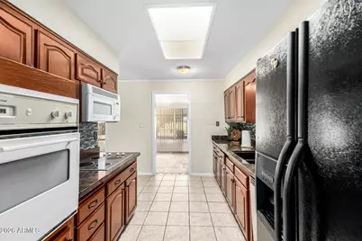 12236 N Pebble Beach Drive, Sun City, AZ 85351 - Photo 12